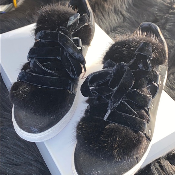 Moncler Fur Shoes - Picture 2 of 6